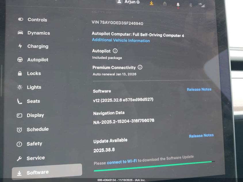 2025 Tesla Model Y Long Range Dual Motor Rear-Wheel Drive VIN: 7SAYGDED3SF246940 Lot: 43645134