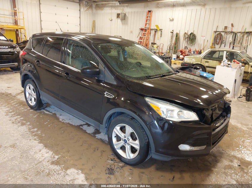 FORD ESCAPE SE