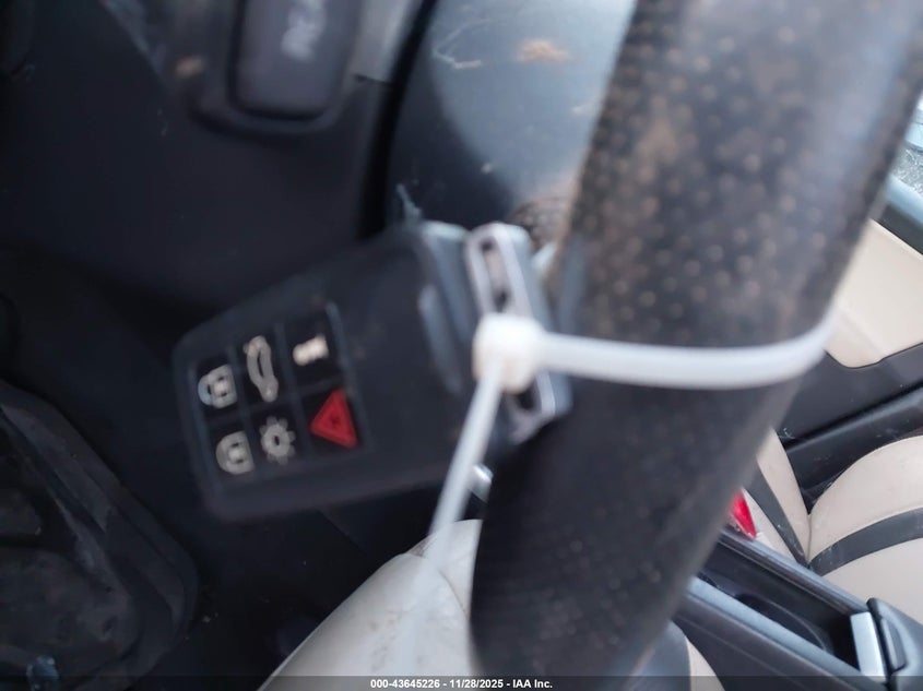 2010 Volvo Xc60 T6 VIN: YV4992DZ3A2103773 Lot: 43645226