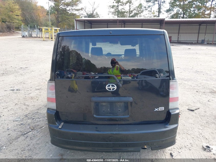 2005 Scion Xb VIN: JTLKT324X50170668 Lot: 43645255