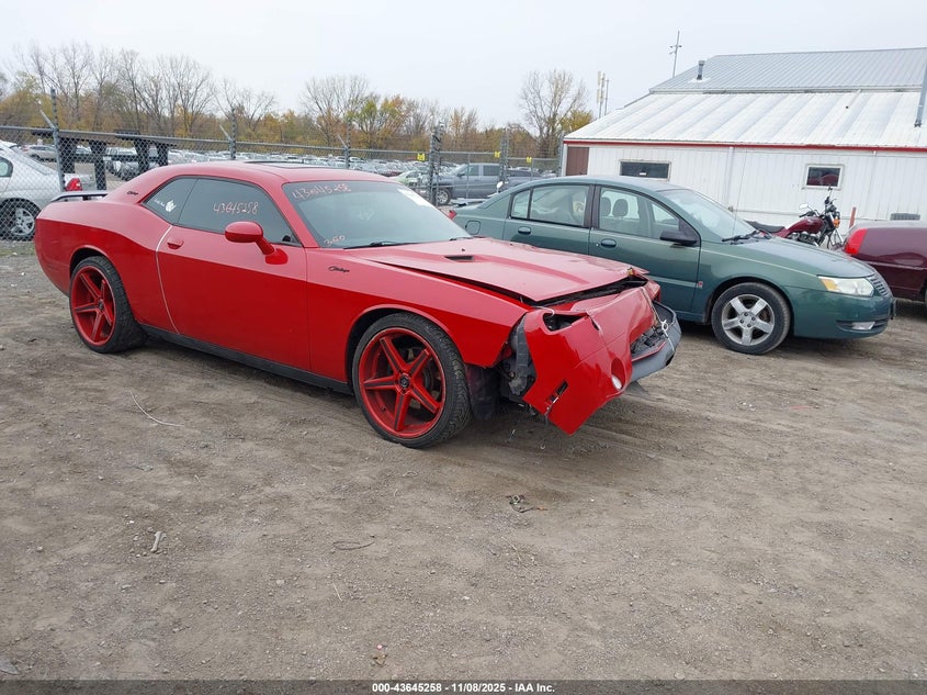DODGE CHALLENGER SXT PLUS
