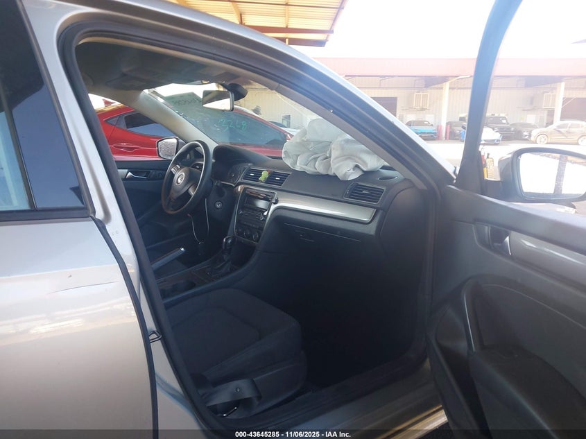 2013 VOLKSWAGEN PASSAT 2.5L S - 1VWAP7A31DC134650