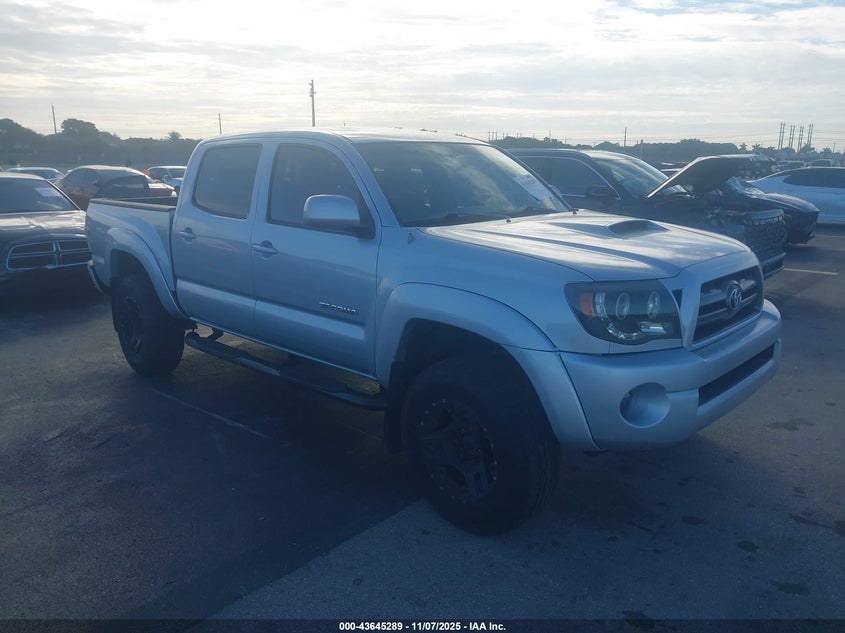TOYOTA TACOMA BASE V6