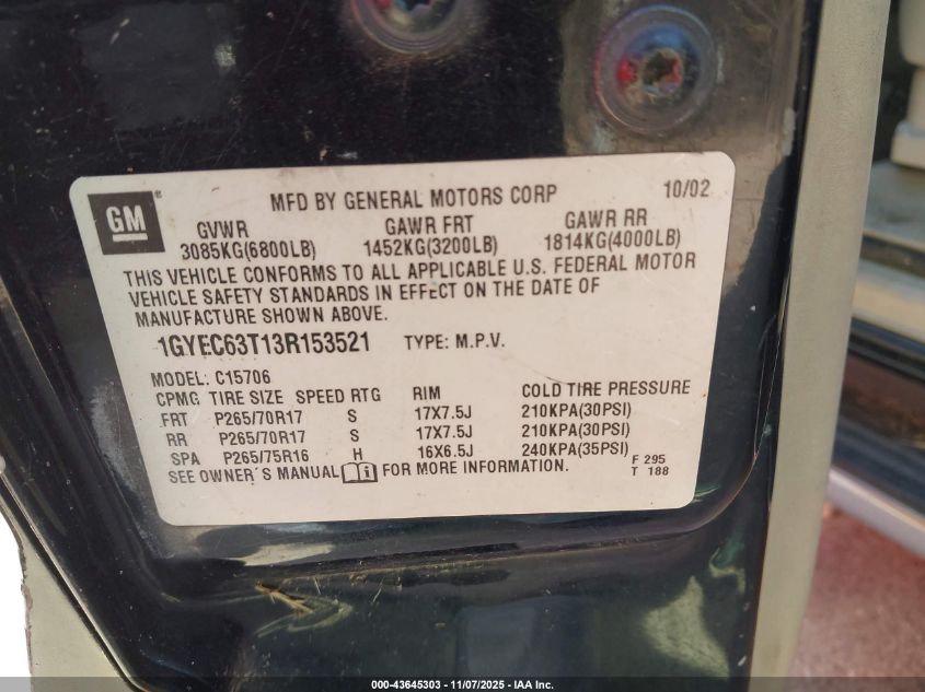 2003 Cadillac Escalade Standard VIN: 1GYEC63T13R153521 Lot: 43645303