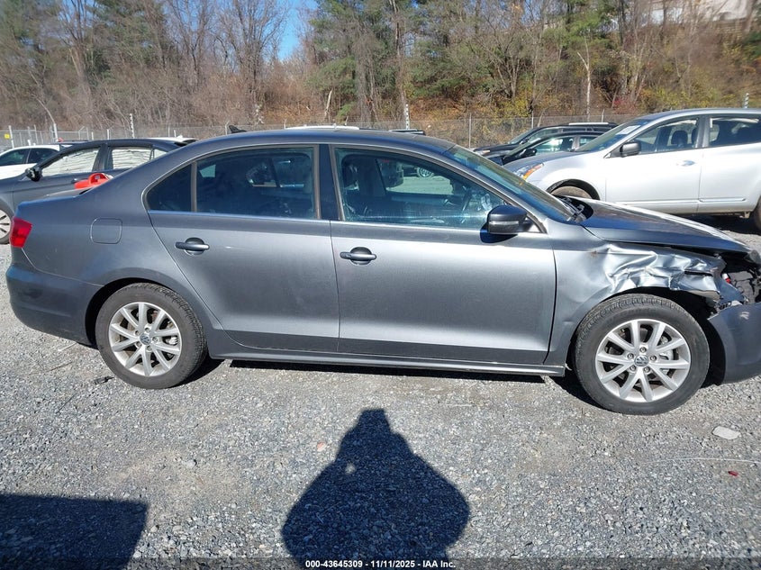 3VWB17AJ7EM392675 2014 VOLKSWAGEN JETTA photo no. 13