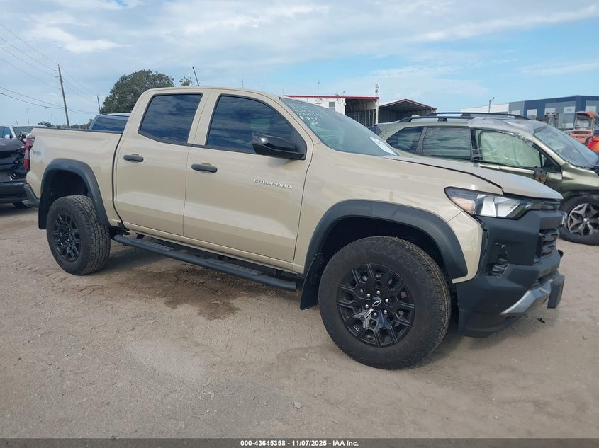 CHEVROLET COLORADO 4WD SHORT BOX TRAIL BOSS