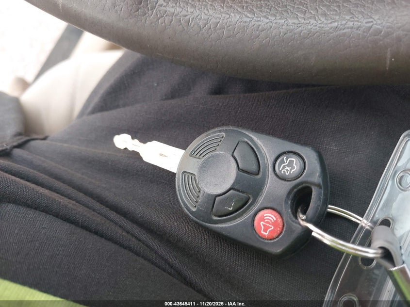 2008 Ford Fusion Se VIN: 3FAHP07Z78R259458 Lot: 43645411