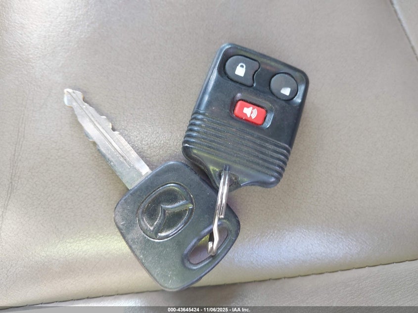 2003 Mazda Tribute Es V6 VIN: 4F2CZ96123KM54623 Lot: 43645424