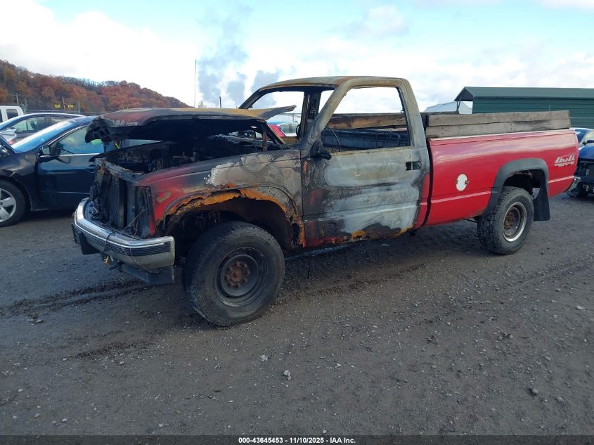 1GTGK24R6WZ505820 1998 GMC SIERRA photo no. 2