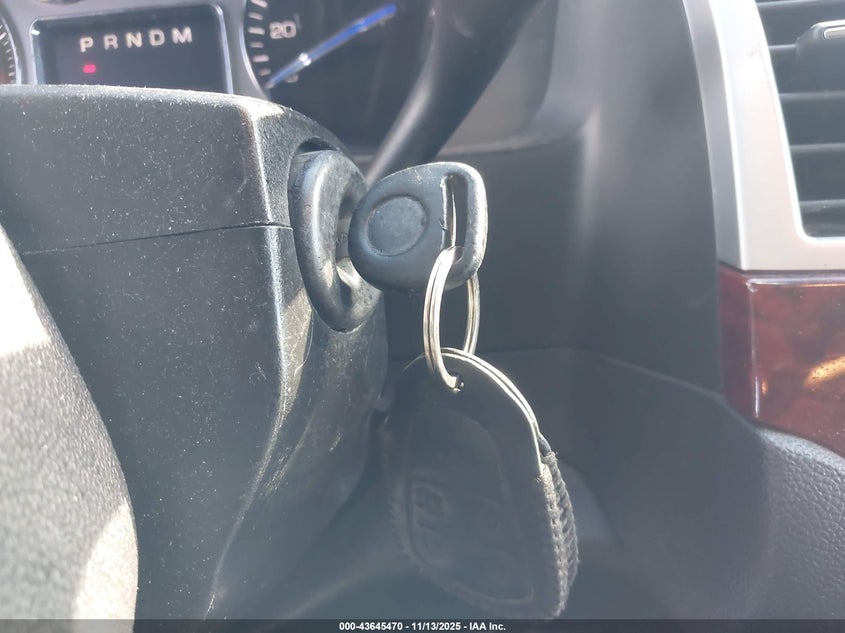 2008 Cadillac Escalade Esv Standard VIN: 1GYFK66838R166261 Lot: 43645470