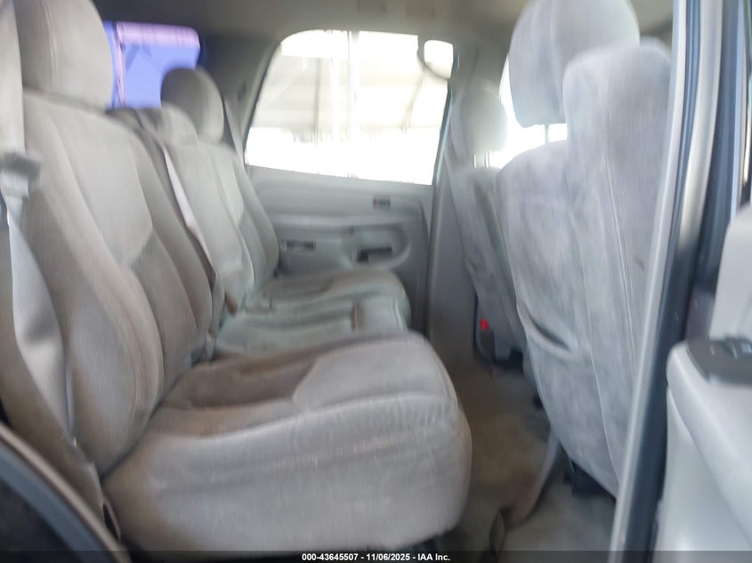 2004 Chevrolet Tahoe Ls VIN: 1GNEC13V64R236820 Lot: 43645507