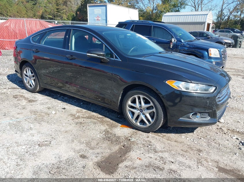 FORD FUSION SE