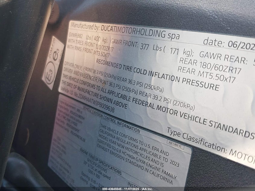 2023 Ducati Panigale V2 VIN: ZDMHAATW3PB009638 Lot: 43645545