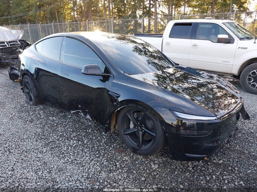 TESLA MODEL Y LONG RANGE DUAL MOTOR ALL-WHEEL DRIVE