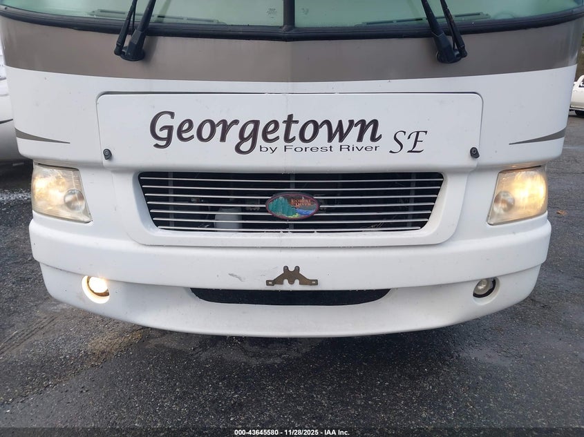 2006 Ford F550 Super Duty Stripped Chass VIN: 1F6NF53Y060A17654 Lot: 43645580