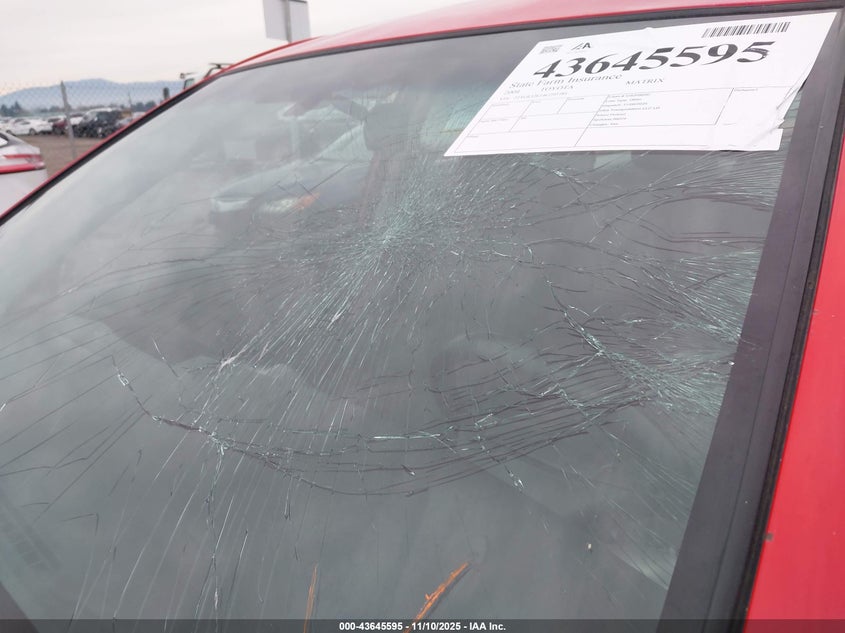 2004 Toyota Matrix Standard VIN: 2T1LR32E14C295781 Lot: 43645595