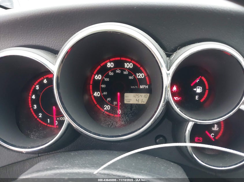 2004 Toyota Matrix Standard VIN: 2T1LR32E14C295781 Lot: 43645595