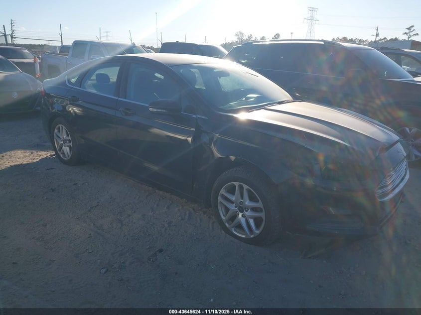 FORD FUSION SE