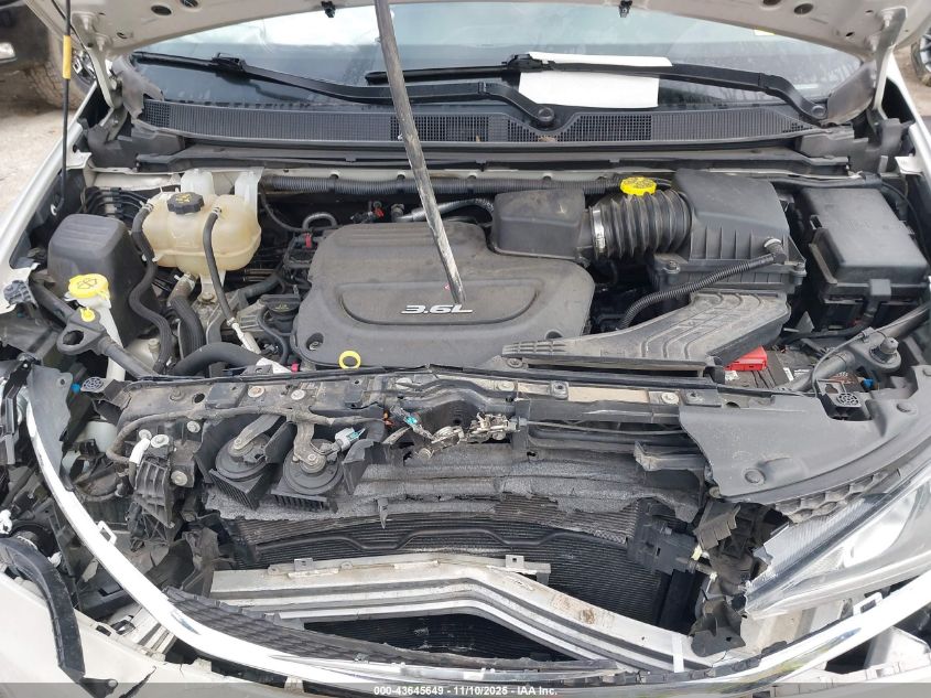 2017 Chrysler Pacifica Touring-L VIN: 2C4RC1BG5HR621802 Lot: 43645649