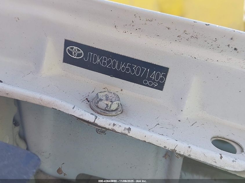 2005 Toyota Prius VIN: JTDKB20U653071405 Lot: 43645698