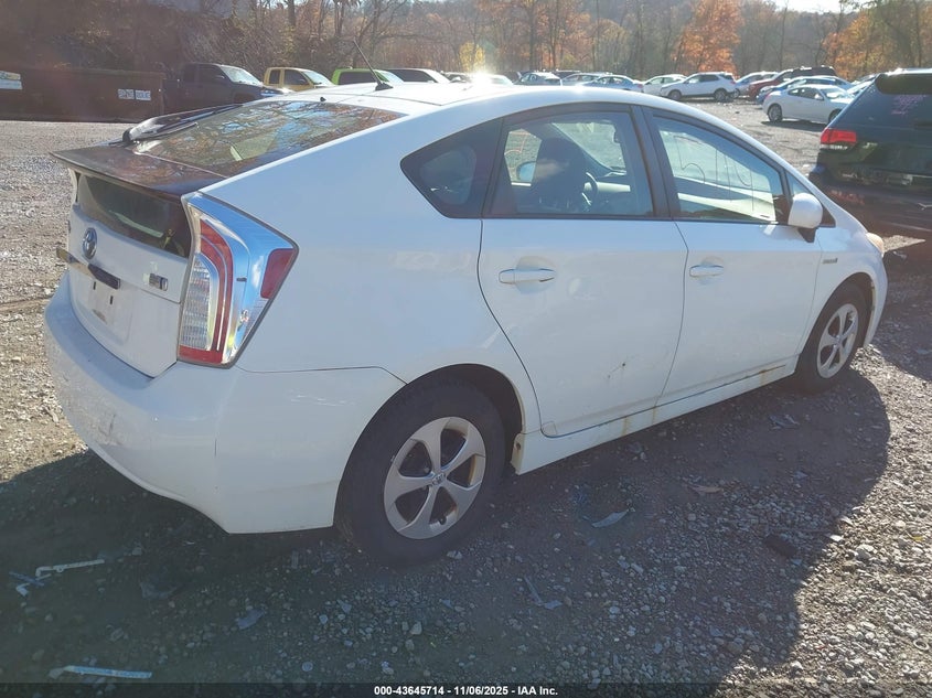 2014 Toyota Prius One VIN: JTDKN3DUXE1817003 Lot: 43645714