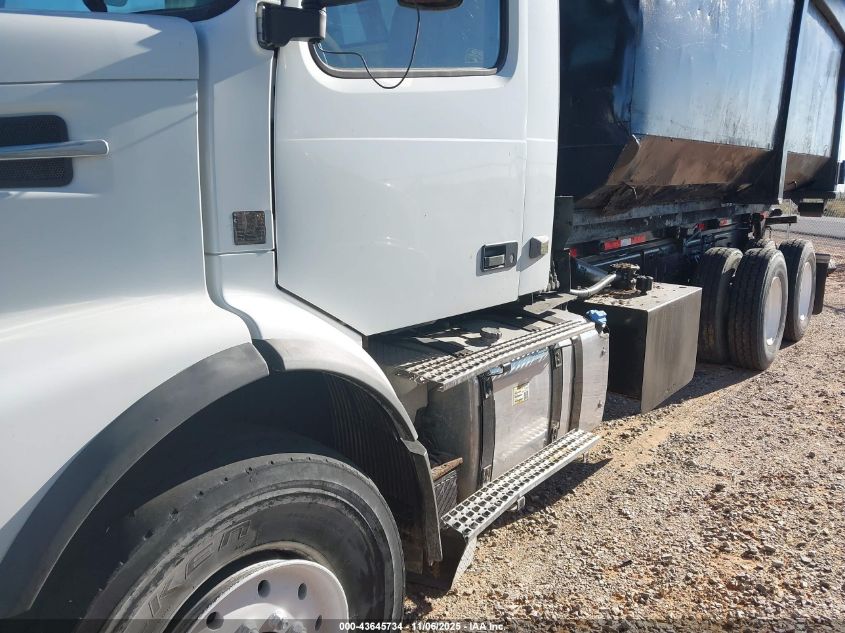 2012 Volvo Vhd VIN: 4V5KC9EG4CN560119 Lot: 43645734