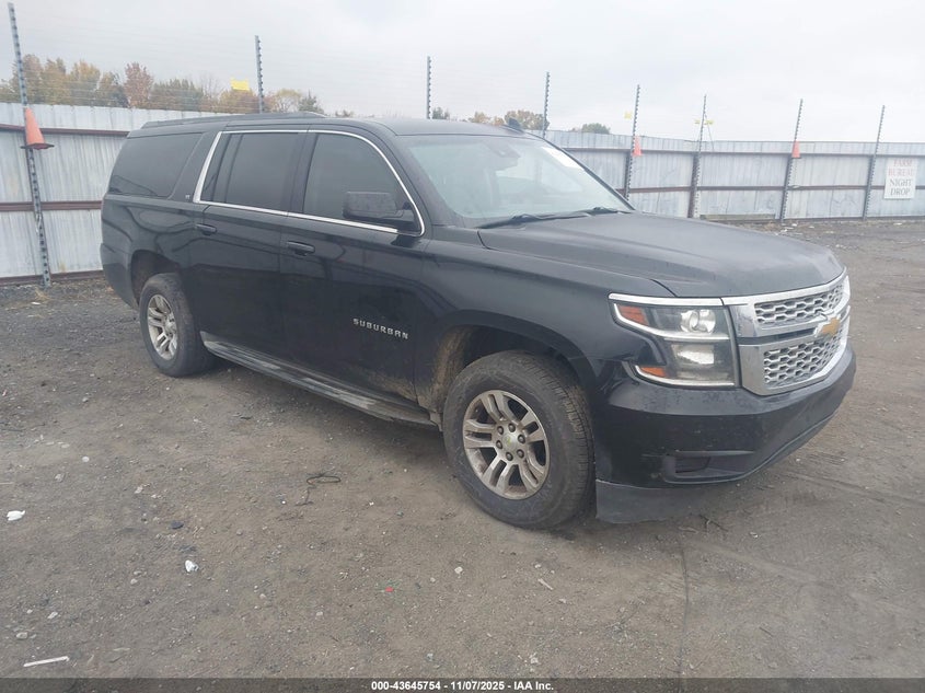 CHEVROLET SUBURBAN LT