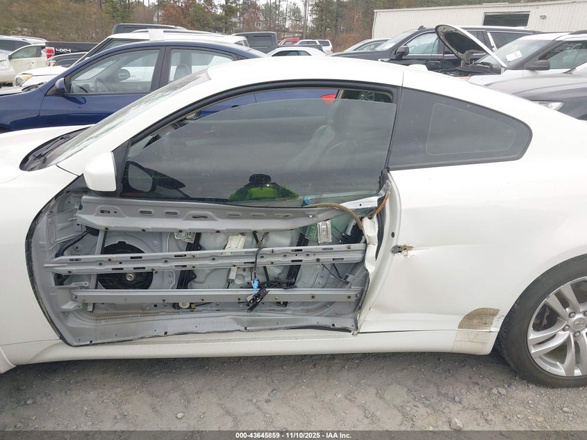 2010 Infiniti G37 Journey VIN: JN1CV6EK8AM102431 Lot: 43645859