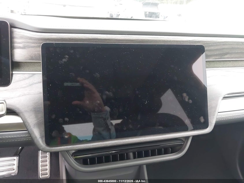 2023 Rivian R1T Adventure Quad Motor Large Pack VIN: 7FCTGAAA3PN017789 Lot: 43645880