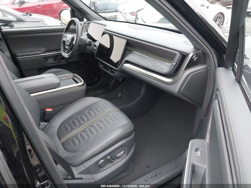 2023 Rivian R1T Adventure Quad Motor Large Pack VIN: 7FCTGAAA3PN017789 Lot: 43645880