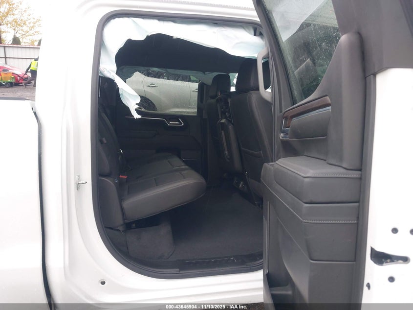 2024 GMC Sierra 1500 4Wd Short Box Slt VIN: 1GTUUDED4RZ350216 Lot: 43645904