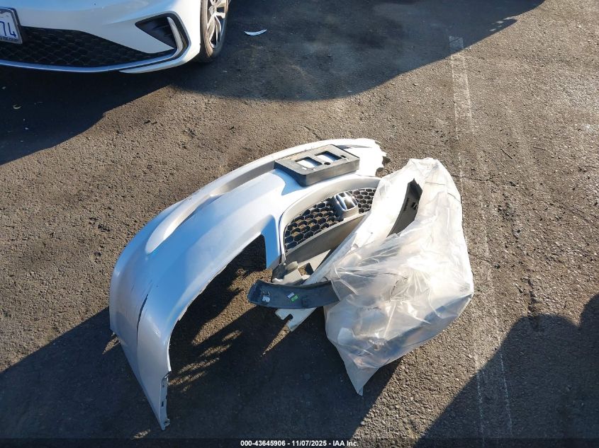 2005 Honda Civic Lx VIN: 1HGEM22555L021657 Lot: 43645906