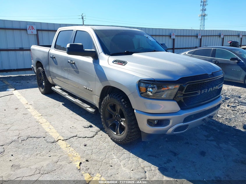 RAM 1500 BIG HORN 4X4 5 7 BOX