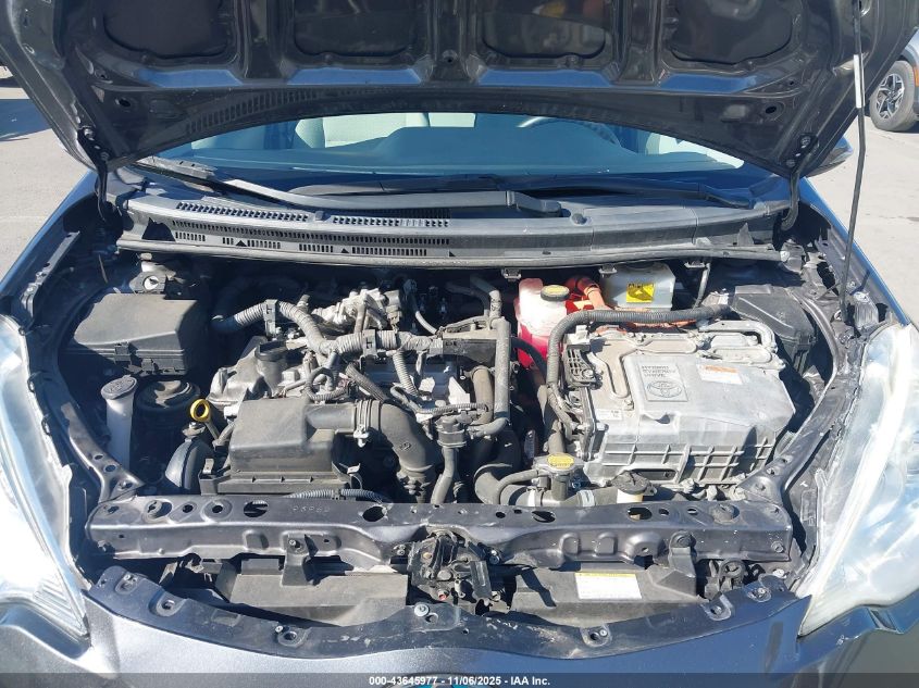 2013 Toyota Prius C One VIN: JTDKDTB31D1552208 Lot: 43645977