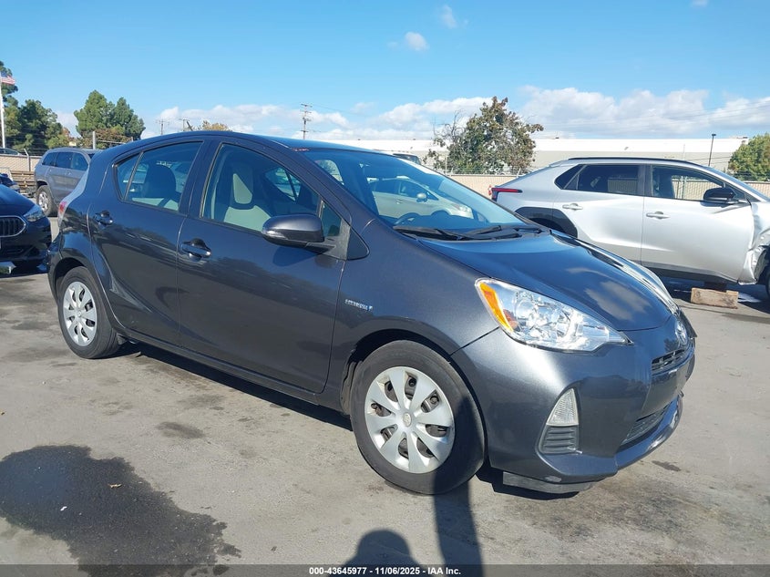 2013 TOYOTA PRIUS C ONE - JTDKDTB31D1552208