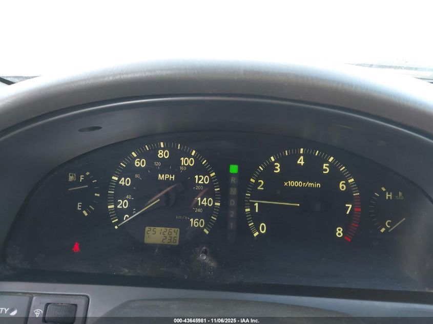 2000 Infiniti I30 Luxury/Touring VIN: JNKCA31A8YT118924 Lot: 43645981