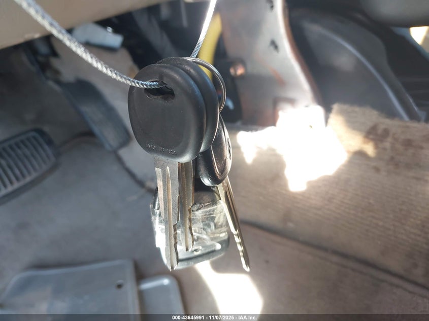 2004 Hyundai Santa Fe Gls/Lx VIN: KM8SC13E04U595553 Lot: 43645991