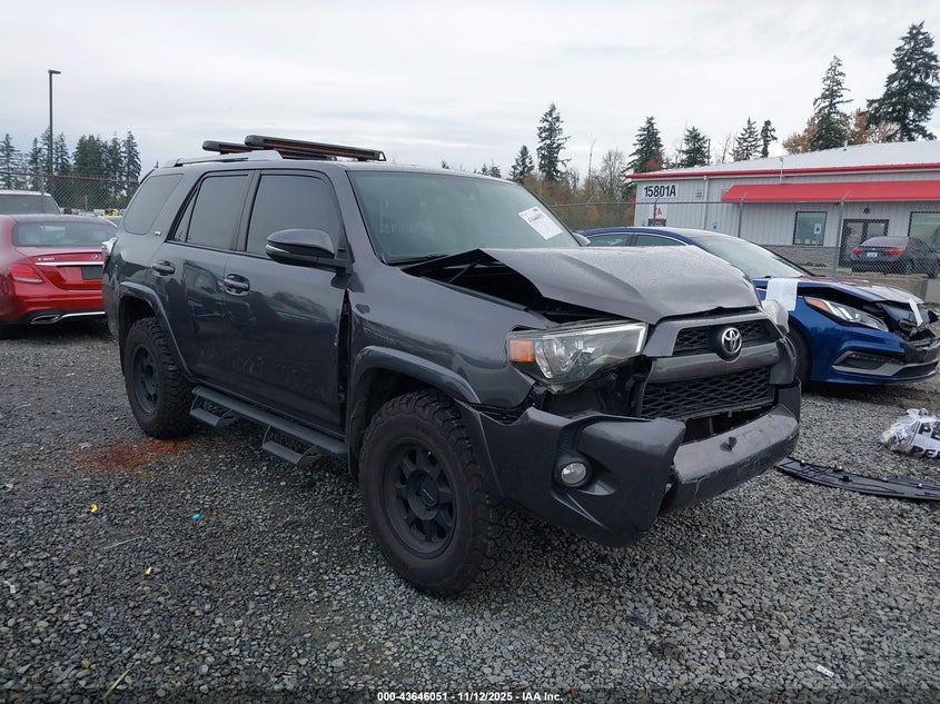 TOYOTA 4RUNNER SR5 PREMIUM