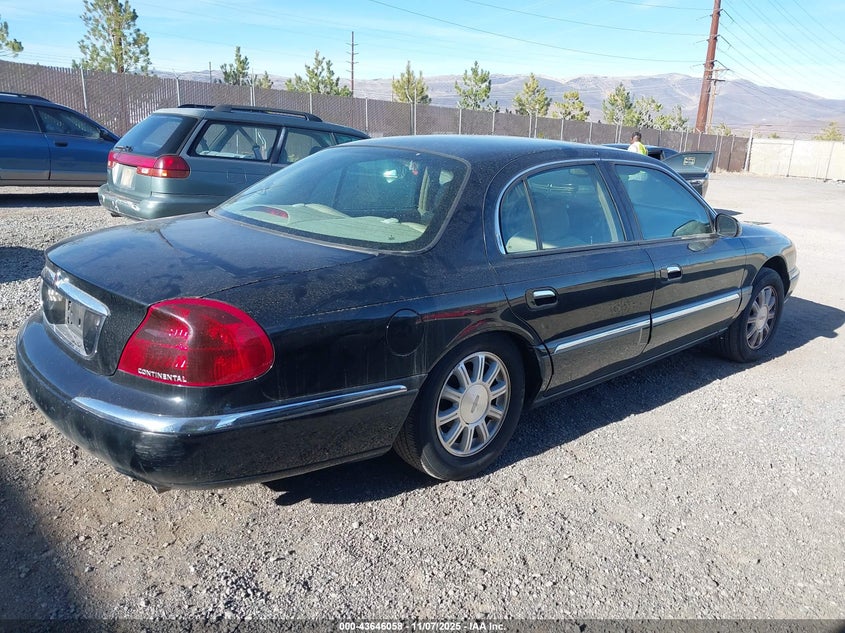 1LNHM97V12Y614570 2002 LINCOLN CONTINENTAL photo no. 4