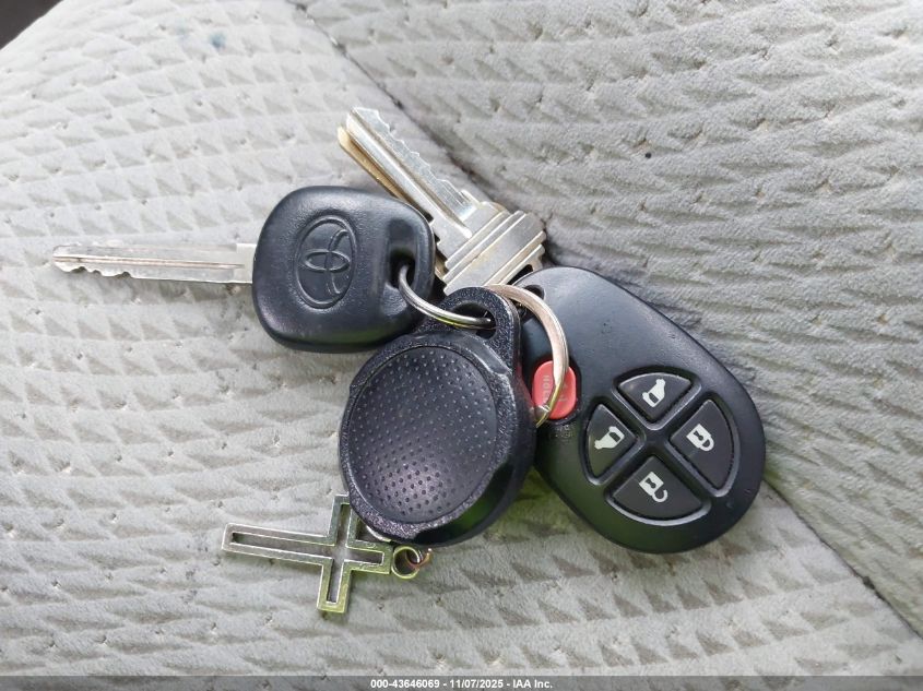 2011 Toyota Sienna Le V6 VIN: 5TDKK3DC6BS041371 Lot: 43646069