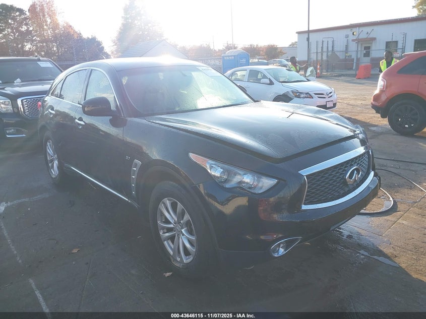 INFINITI QX70