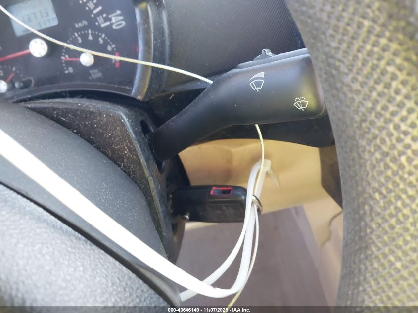 2005 Volkswagen New Beetle Gls VIN: 3VWCK31C05M412728 Lot: 43646140