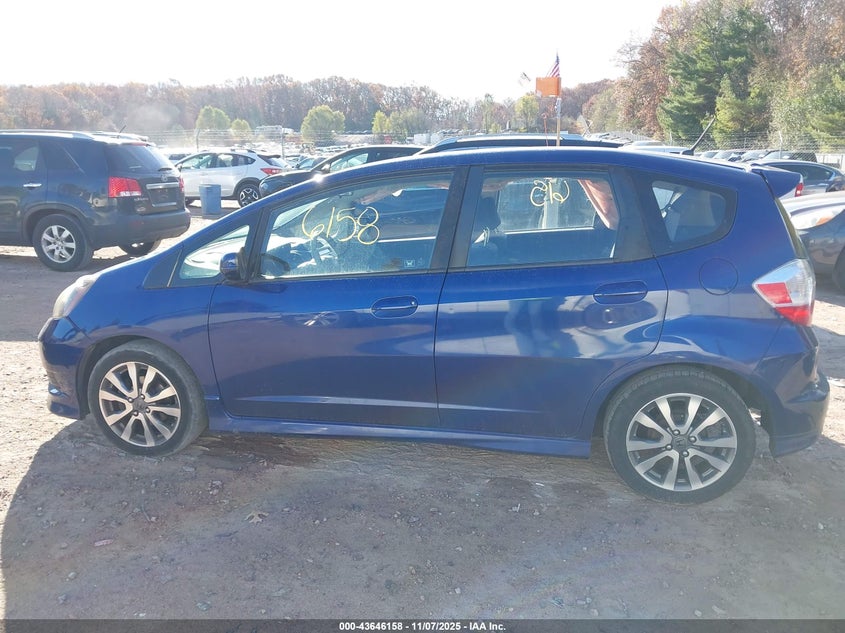 2013 HONDA FIT SPORT - JHMGE8H55DC068179