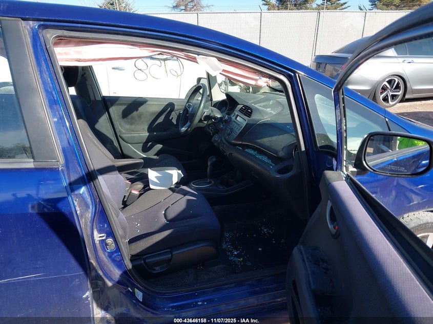 2013 HONDA FIT SPORT - JHMGE8H55DC068179