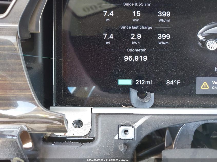 2015 Tesla Model S 85D/P85D VIN: 5YJSA1H43FF082531 Lot: 43646200