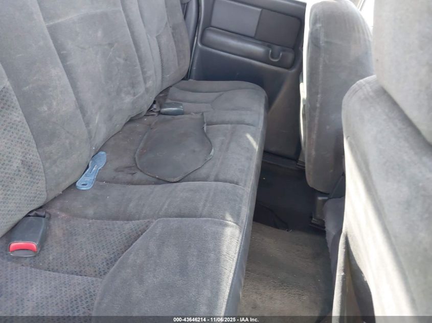 2004 Chevrolet Silverado 1500 Ls VIN: 2GCEC19V641374236 Lot: 43646214