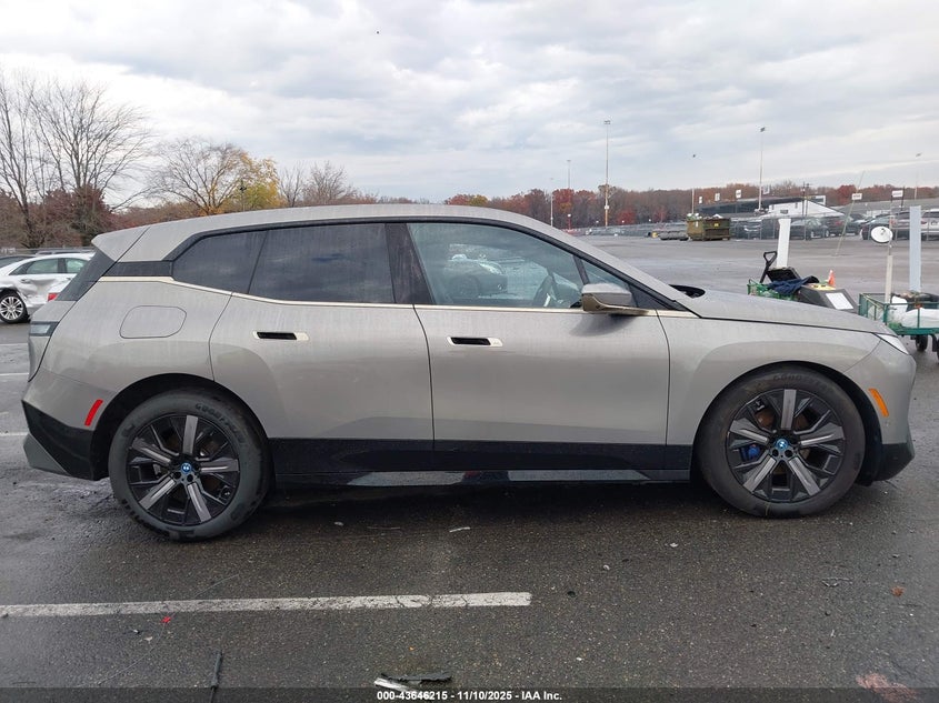 WB533CF03RCP66728 2024 BMW IX photo no. 13