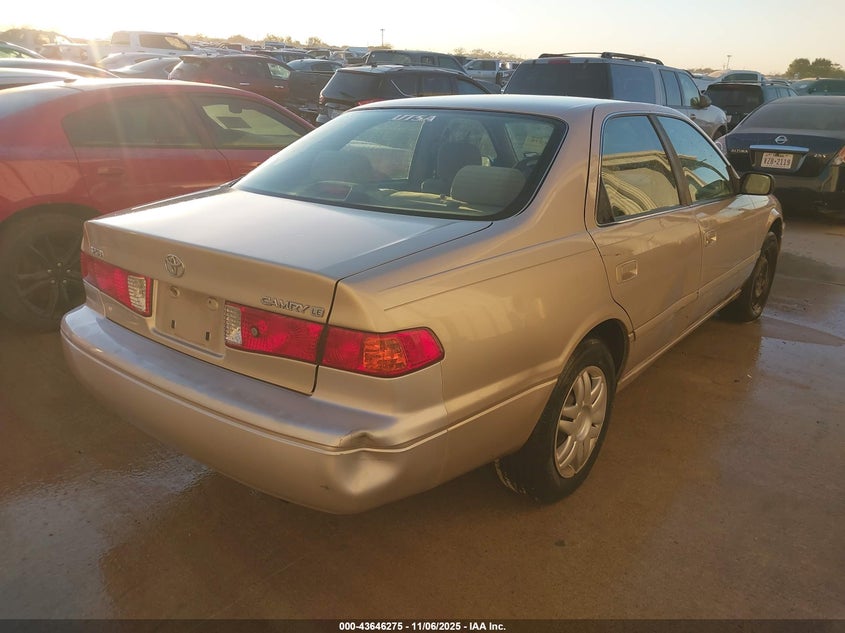 JT2BG22KXY0503151 2000 TOYOTA CAMRY photo no. 4