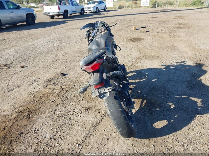 2017 Kawasaki Ex300 A VIN: JKAEX8A1XHDA31264 Lot: 43646289