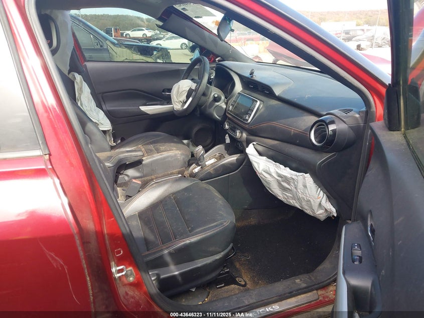 2020 NISSAN KICKS auction photo 5